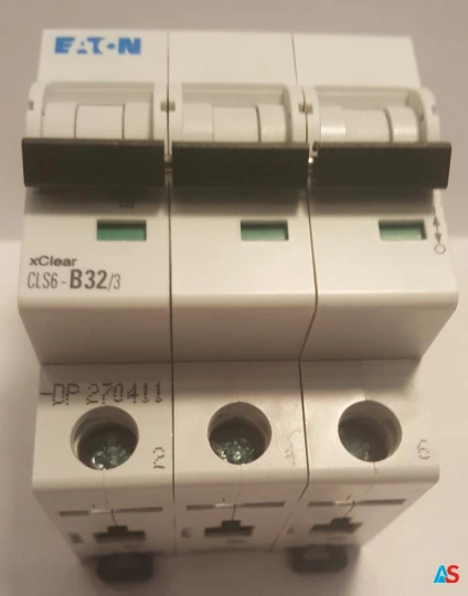 Wyłącznik nadprądowy 3P B 32A 270411